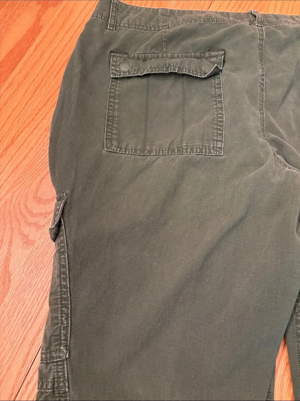 Eddie Bauer Ripstip Women’s Olive Green Boot Cut Cargo Pants